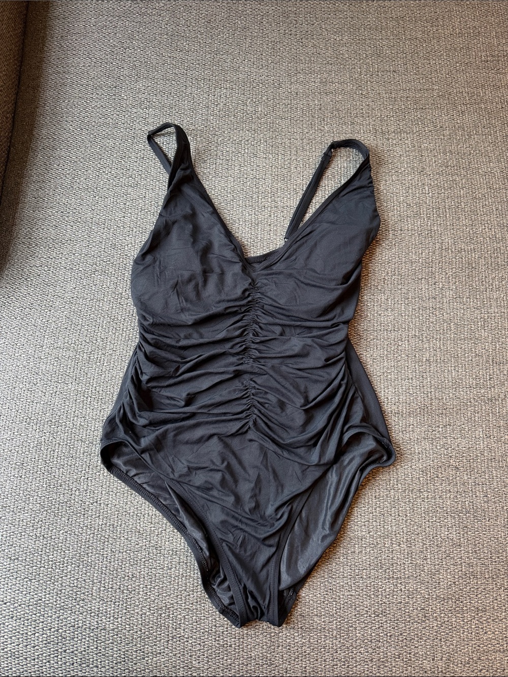 Carmen Marc Valvo Black Ruched 
 One-Piece Swimsuit